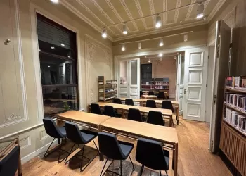 Büyükada Edebiyat Müzesi: Türk Edebiyatının Kalbine Yolculuk