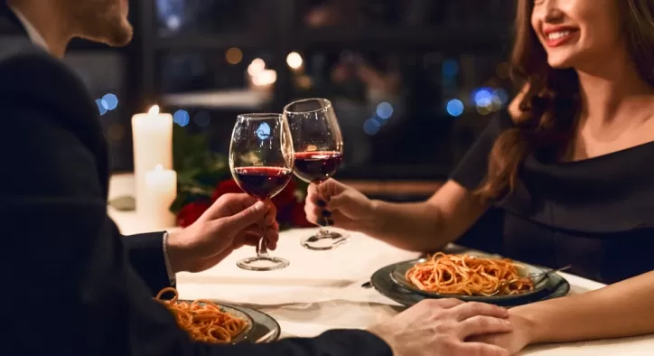 Büyükada Romantik Restoranlar: Aşkın ve Lezzetin Buluşma Noktası