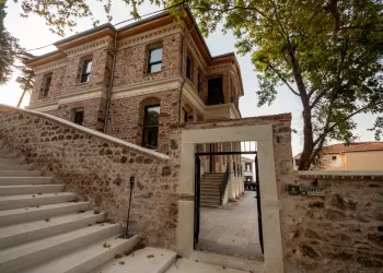 Büyükada Taş Mektep: Bir Tarihi Yeniden Keşfetmek